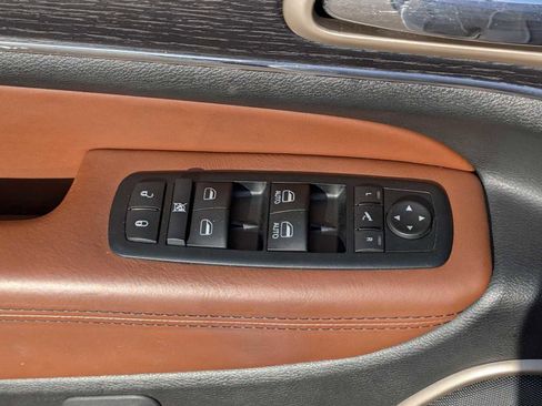 Used 2015 Jeep Grand Cherokee Summit w/ Trailer Tow Group IV image 26