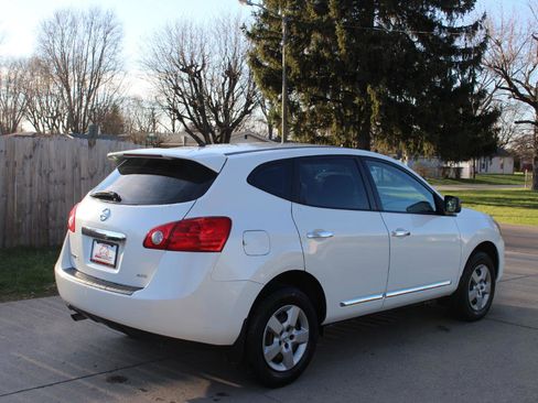 Used 2011 Nissan Rogue S image 9