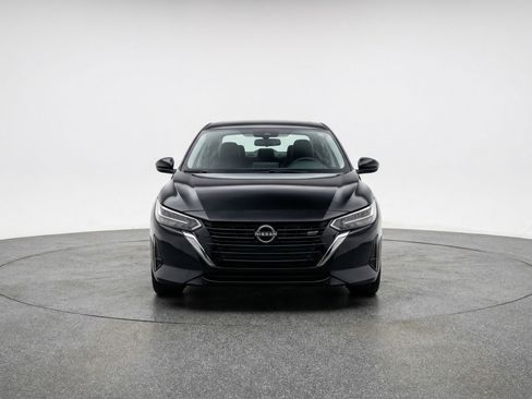 Used 2025 Nissan Sentra SV FWD image 2
