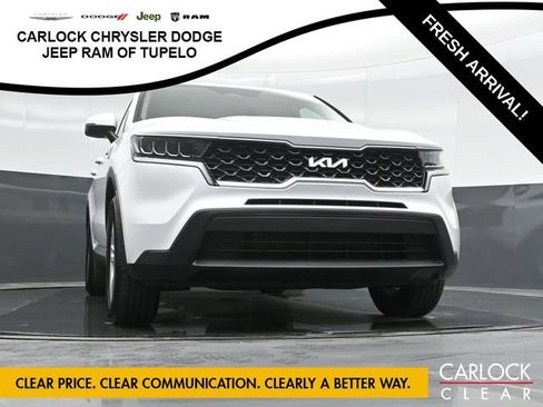 Used 2023 Kia Sorento LX image 69