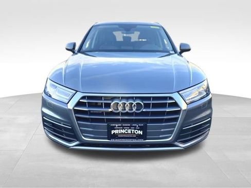 Used 2020 Audi Q5 2.0T Premium w/ Convenience Package image 2