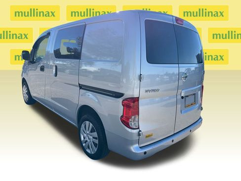 Used 2017 Nissan NV200 SV image 8