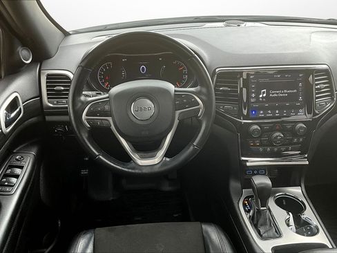 Used 2021 Jeep Grand Cherokee Laredo X image 5