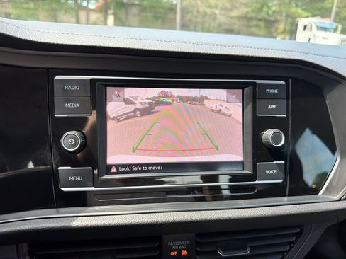 Used 2021 Volkswagen Jetta S FWD image 11