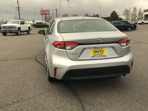 Used 2024 Toyota Corolla LE FWD image 7