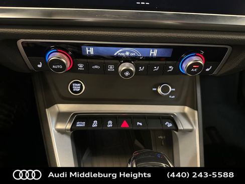 New 2025 Audi Q3 2.0T Premium image 19