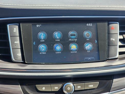 Used 2018 Buick Enclave Essence w/ Trailering Package AWD/4WD image 15