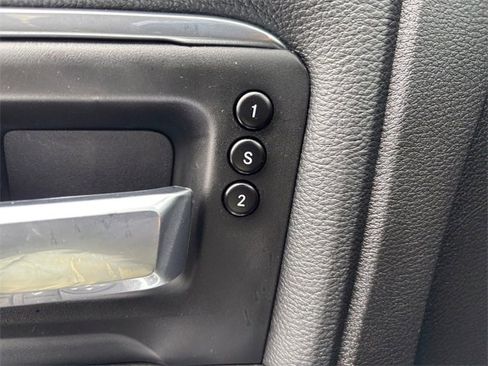 Used 2024 RAM 2500 Laramie w/ Safety Group image 17