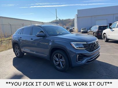 Used 2024 Volkswagen Atlas Cross Sport SEL R-Line
