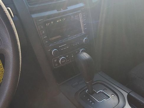 Used 2009 Pontiac G8 4dr Sdn w/ Comfort And Sound Package image 37