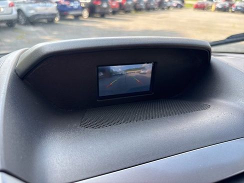 Used 2016 Ford Transit 350 XLT image 4