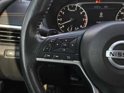 Used 2022 Nissan Altima 2.5 SR FWD image 14