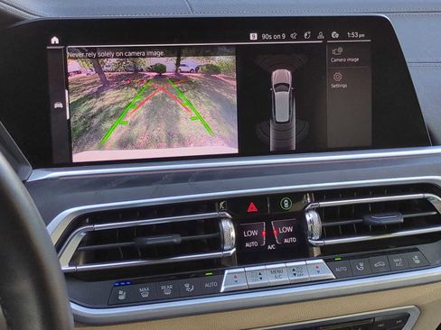 Certified 2022 BMW X7 xDrive40i w/ Executive Package image 31