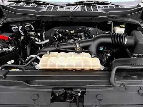 Used 2022 Ford F150 XLT w/ Equipment Group 302A High image 5