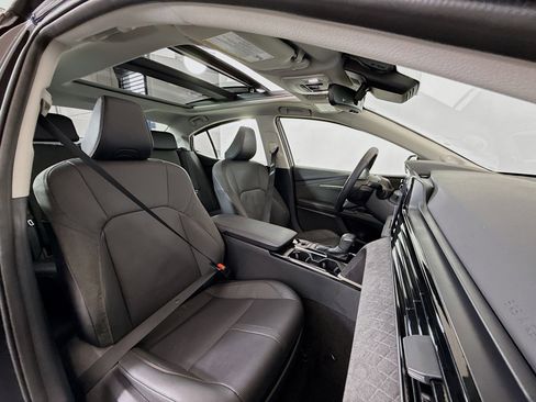 Used 2025 Toyota Camry XLE w/ Premium Plus Package image 26