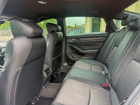 Used 2020 Honda Accord Sport image 6