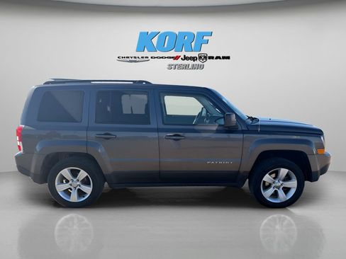 Used 2015 Jeep Patriot Latitude image 4