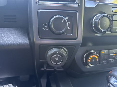 Used 2019 Ford F150 XLT w/ Equipment Group 302A Luxury AWD/4WD image 20