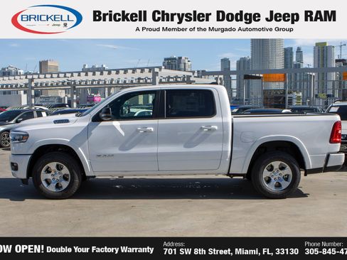 New 2026 RAM 1500 4x4 Crew Cab image 8