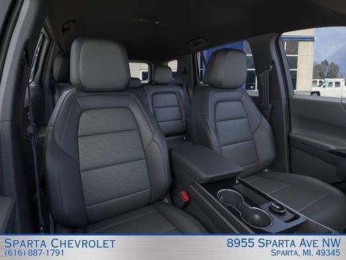 New 2026 Chevrolet Equinox LT AWD/4WD image 16