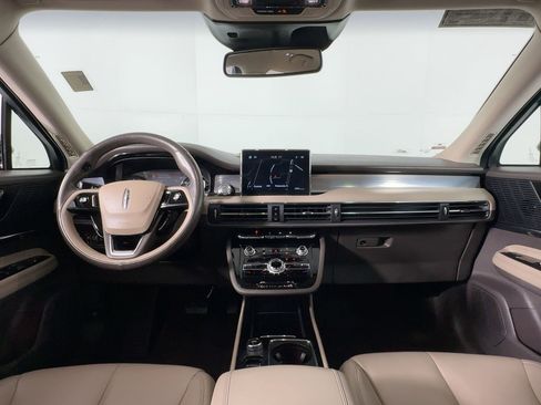 Used 2021 Lincoln Corsair Standard w/ Equipment Group 101A image 15