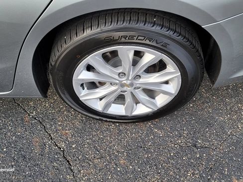 Used 2025 Chevrolet Malibu LT FWD image 8