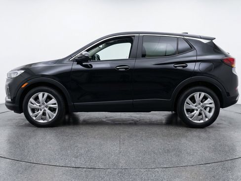 Used 2025 Buick Encore GX Preferred AWD/4WD image 5