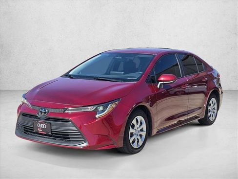 Used 2024 Toyota Corolla LE image 23