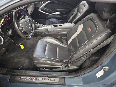 Used 2019 Chevrolet Camaro SS RWD image 7