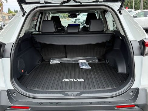 Used 2025 Toyota RAV4 XLE Premium w/ Weather Package FWD image 16