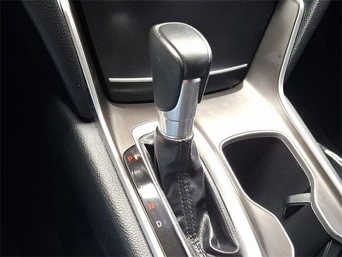 Used 2022 Honda Accord Sport image 14