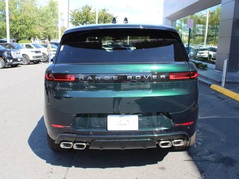 New 2025 Land Rover Range Rover Sport Dynamic SE image 6