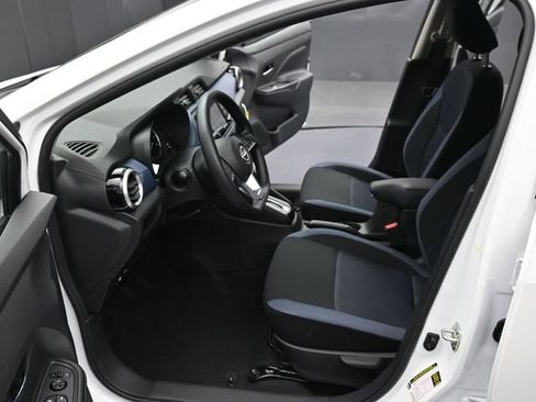 New 2025 Nissan Versa SV w/ Trunk Package FWD image 24