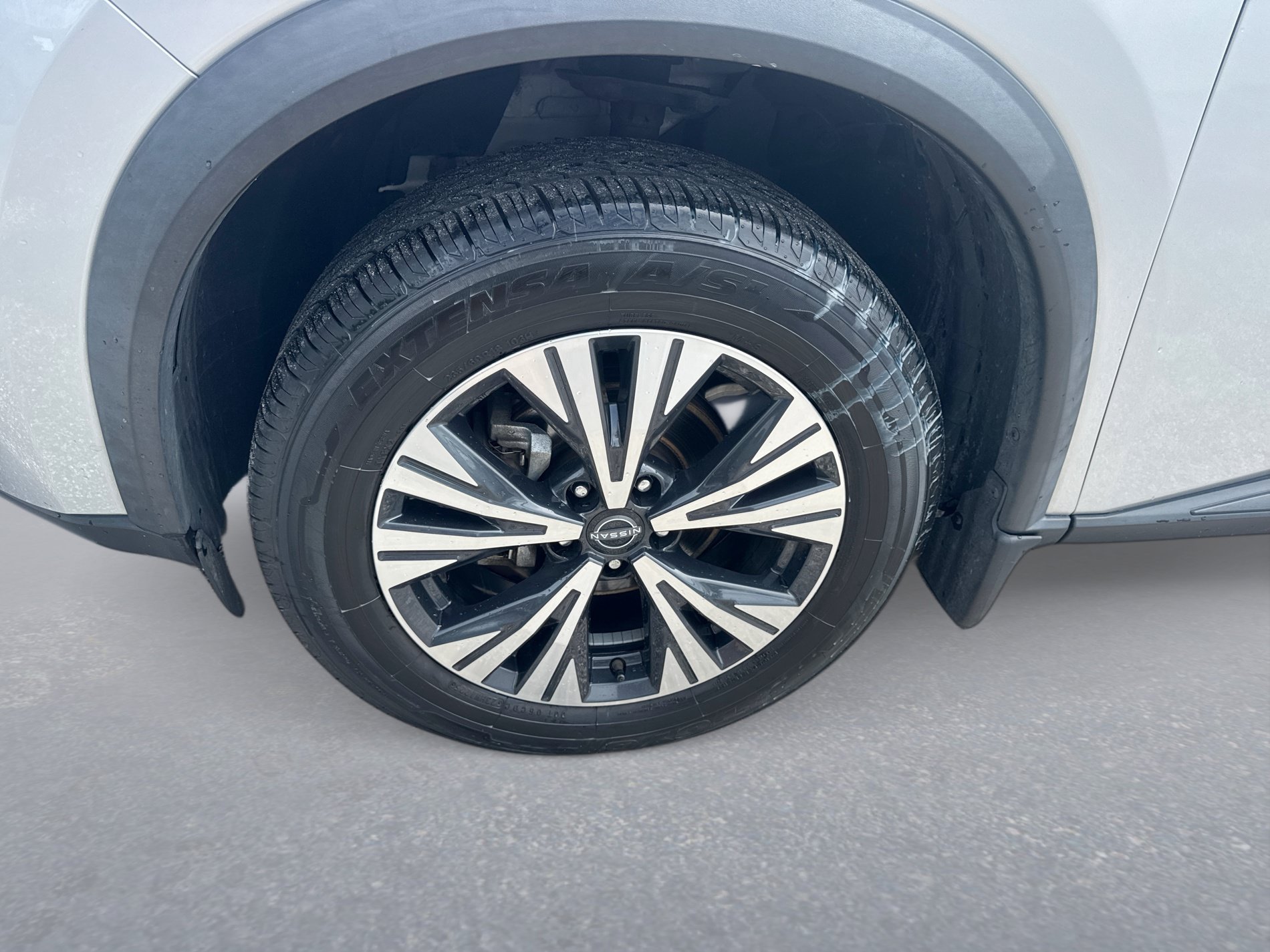 Certified 2023 Nissan Rogue SV w/ SV Premium B Package FWD image 11