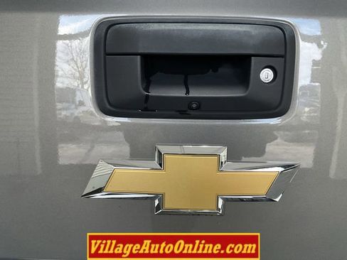 Used 2017 Chevrolet Silverado 1500 LT w/ All Star Edition image 35