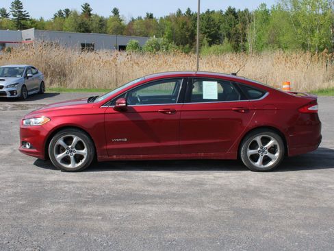 Used 2014 Ford Fusion SE w/ Equipment Group 501A FWD image 5
