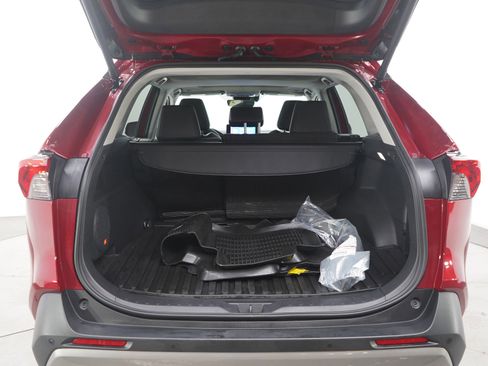 Used 2025 Toyota RAV4 Limited image 16