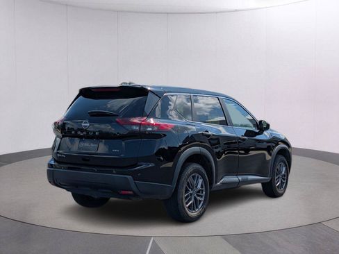 Used 2024 Nissan Rogue S AWD/4WD image 5
