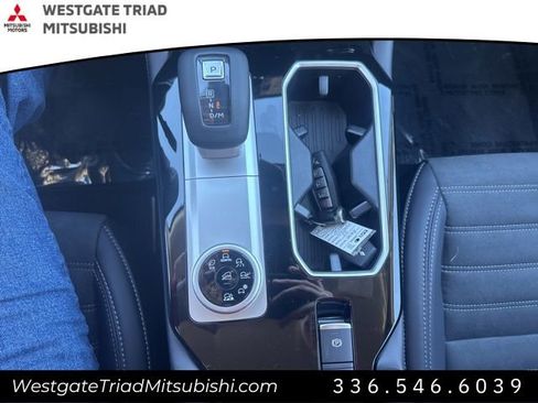 New 2026 Mitsubishi Outlander SE AWD/4WD image 22