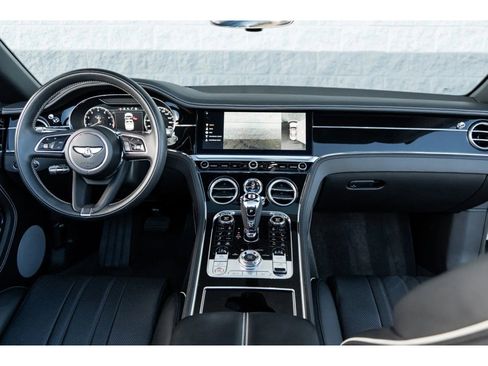 Used 2022 Bentley Continental GT V8 image 4