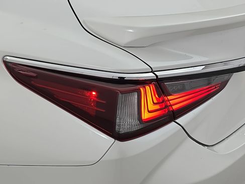 Used 2022 Lexus ES 350 ES 350 image 34