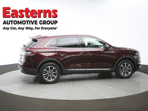 Used 2022 Lincoln Nautilus FWD w/ Premium Package image 46