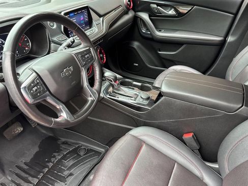 Used 2022 Chevrolet Blazer RS w/ Enhanced Convenience Package image 4