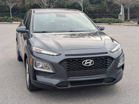 Used 2021 Hyundai Kona SE image 2