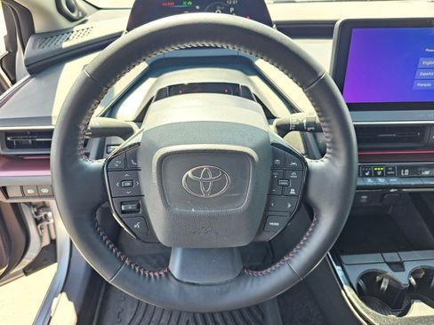 Used 2023 Toyota Prius Prime Premium FWD image 22