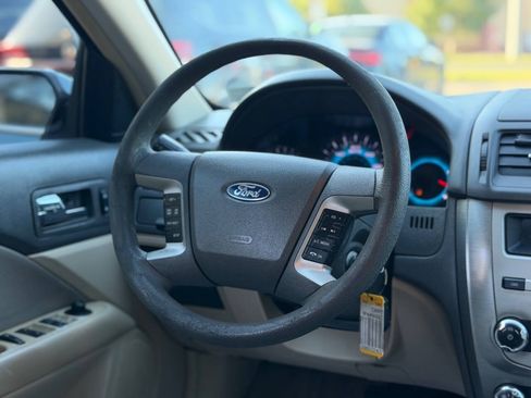 Used 2012 Ford Fusion SE FWD image 11