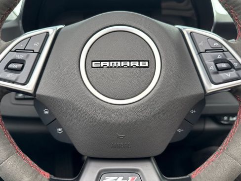 Used 2022 Chevrolet Camaro ZL1 RWD image 23