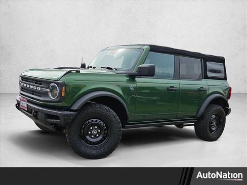 Used 2022 Ford Bronco Black Diamond AWD/4WD image 1