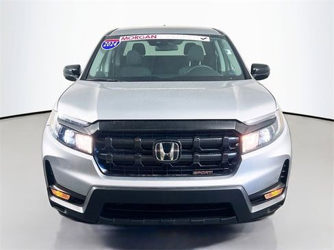 Certified 2024 Honda Ridgeline Sport image 2