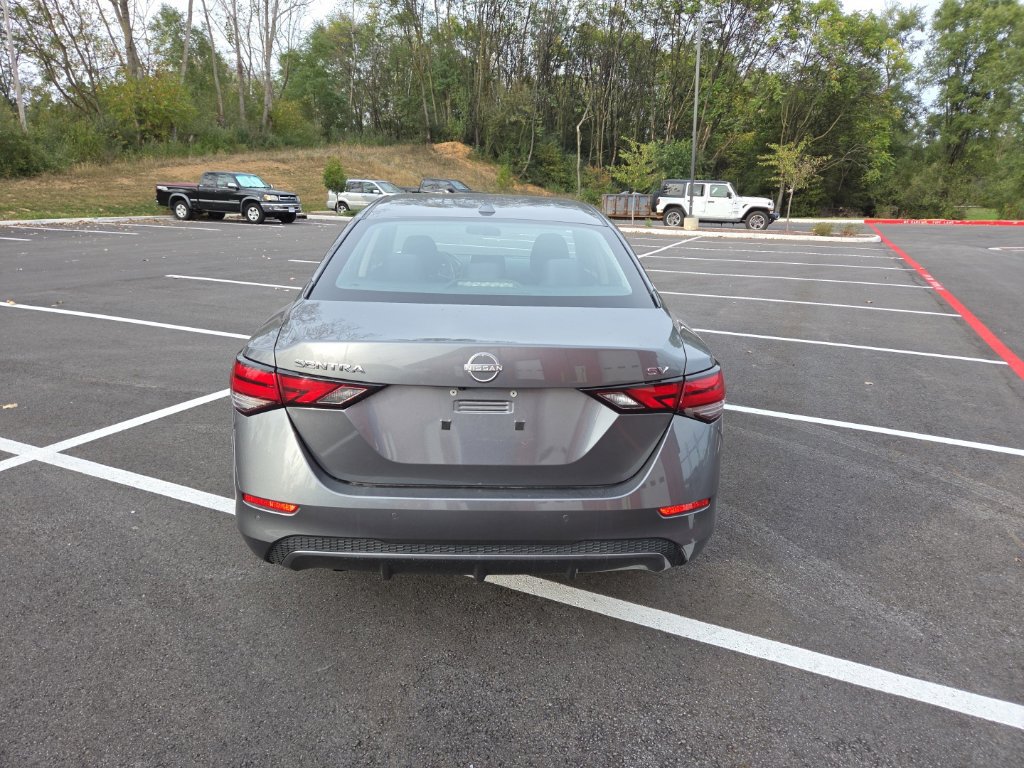 Used 2024 Nissan Sentra SV FWD image 6